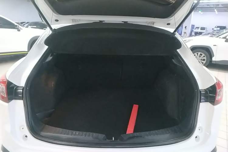 Used Mazda CX-4 2018 2.0L Manual Two-Wheel Drive Blue Sky Dynamic Edition China V Standard Trunk