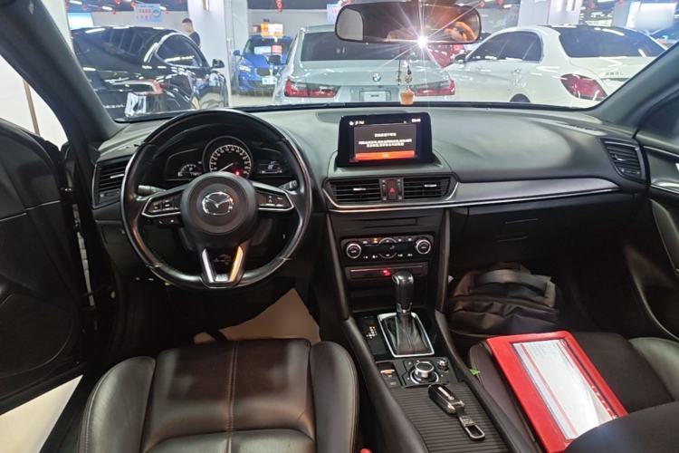 Used Mazda CX-4 2020 2.0L Automatic Two-Wheel Drive Blue Sky Luxury Edition Center Console