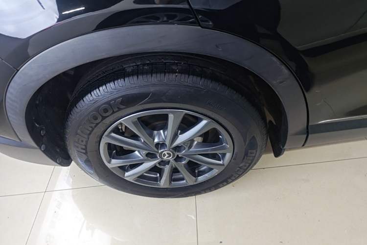 Used Mazda CX-4 2020 2.0L Automatic Two-Wheel Drive Blue Sky Luxury Edition Right Rear Wheel Hub