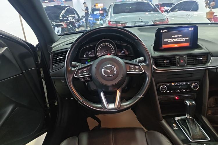 Used Mazda CX-4 2020 2.0L Automatic Two-Wheel Drive Blue Sky Luxury Edition Steering Wheel
