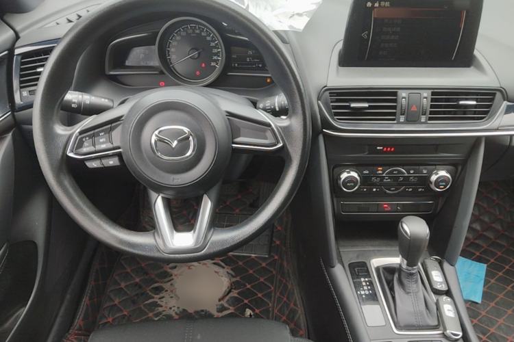 Used Mazda CX-4 2020 2.0L Automatic Two-Wheel Drive Blue Sky Exploration Edition Steering Wheel