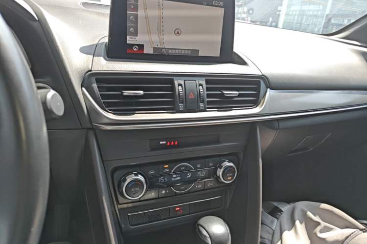 Used Mazda CX-4 2020 2.0L Automatic Two-Wheel Drive Blue Sky Luxury Edition Audio And AC Panel