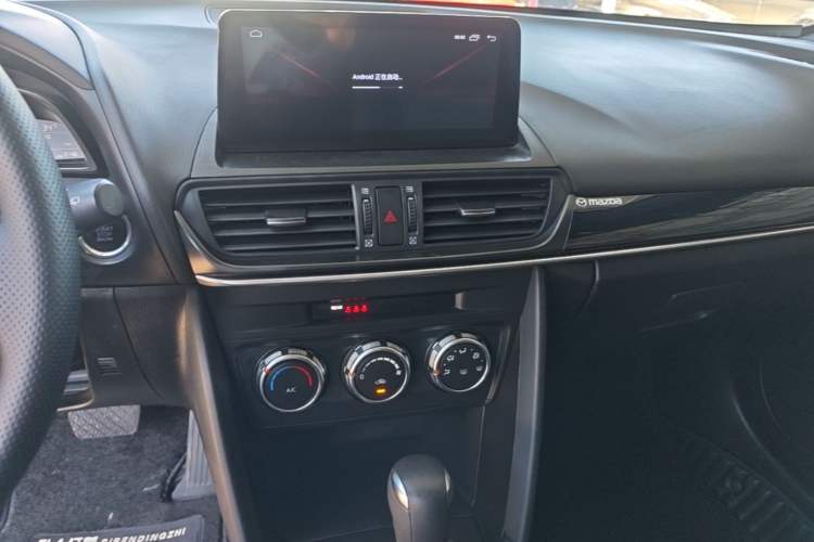 Used Mazda CX-4 2020 2.0L Automatic Two-Wheel Drive Blue Sky Dynamic Edition Audio And AC Panel