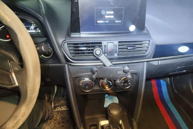 Used Mazda CX-4 2020 2.0L Automatic Two-Wheel Drive Blue Sky Dynamic Edition Audio And AC Panel
