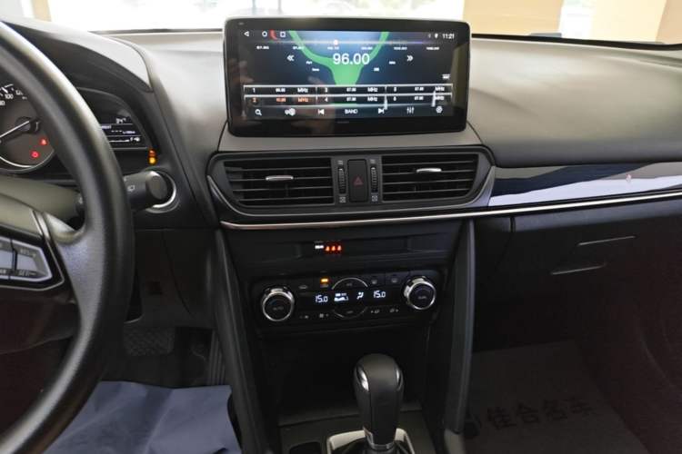Used Mazda CX-4 2020 2.0L Automatic Two-Wheel Drive Blue Sky Exploration Edition Audio And AC Panel