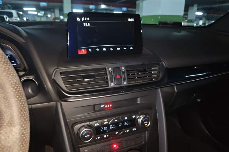 Used Mazda CX-4 2020 2.0L Automatic Two-Wheel Drive Blue Sky Exploration Edition Audio And AC Panel