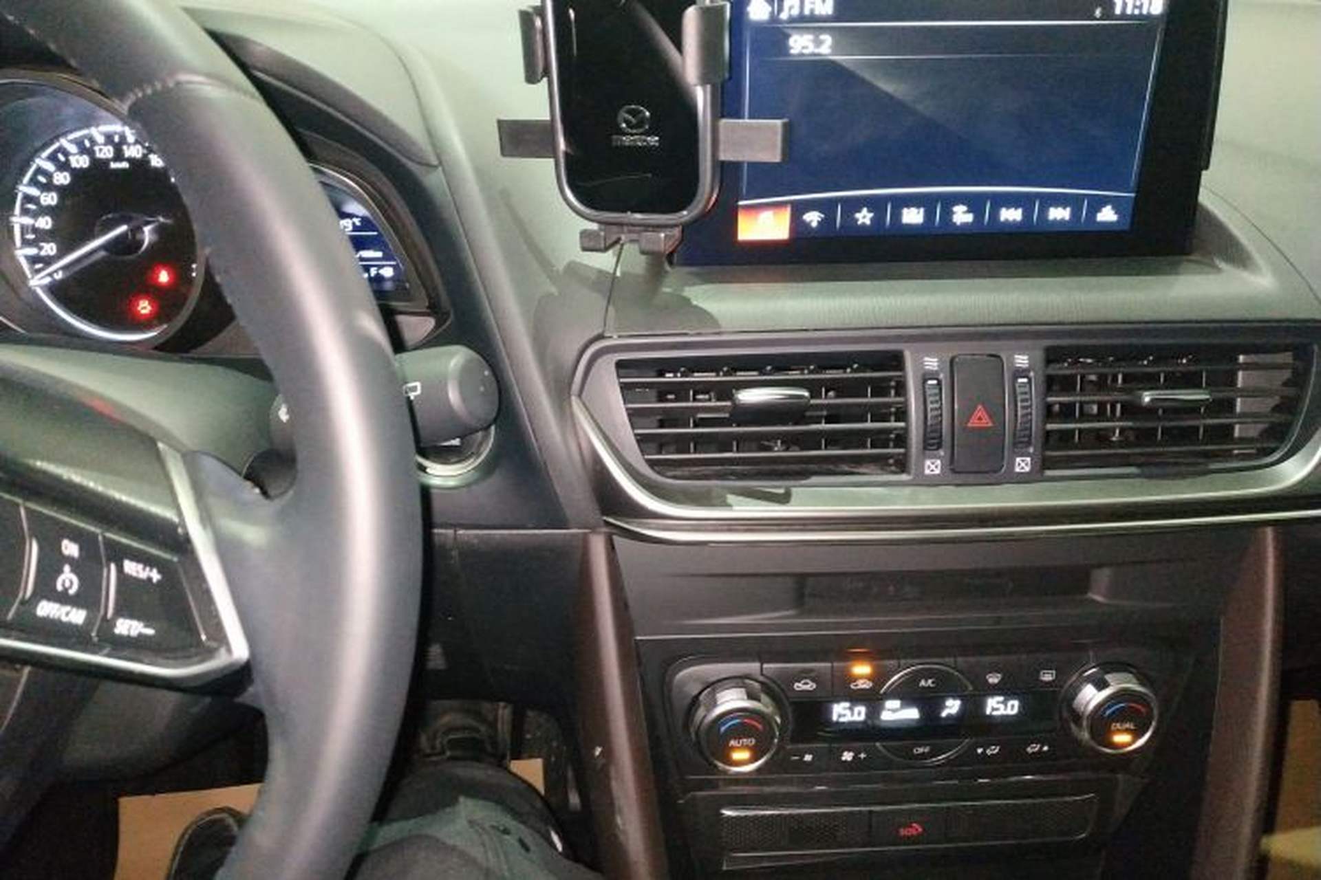 Used Mazda CX-4 2020 2.0L Automatic Two-Wheel Drive Blue Sky Luxury Edition Audio And AC Panel