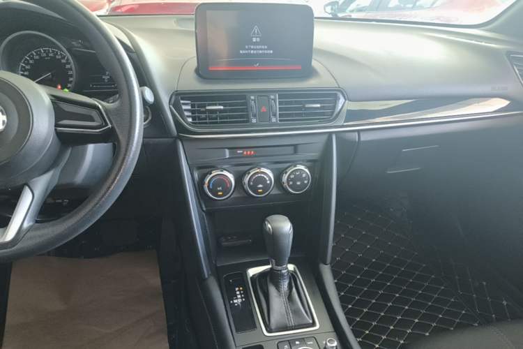 Used Mazda CX-4 2020 2.0L Automatic Two-Wheel Drive Blue Sky Dynamic Edition Audio And AC Panel