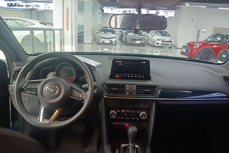 Used Mazda CX-4 2020 2.0L Automatic Two-Wheel Drive Blue Sky Exploration Edition Center Console