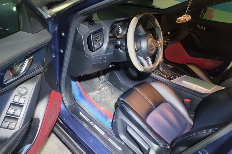 Used Mazda CX-4 2020 2.0L Automatic Two-Wheel Drive Blue Sky Dynamic Edition Driver Seat
