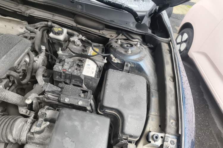 Used Mazda CX-4 2020 2.0L Automatic Two-Wheel Drive Blue Sky Dynamic Edition Engine Bay Left