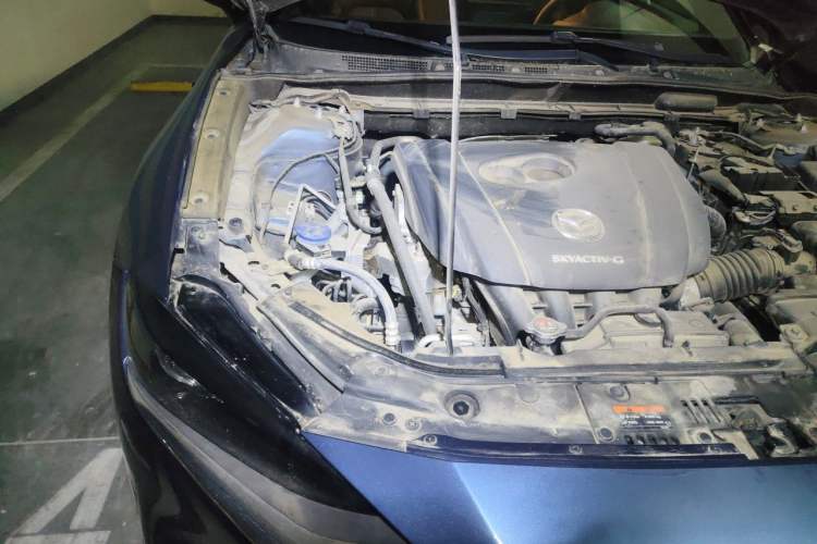 Used Mazda CX-4 2020 2.0L Automatic Two-Wheel Drive Blue Sky Dynamic Edition Engine Bay Right
