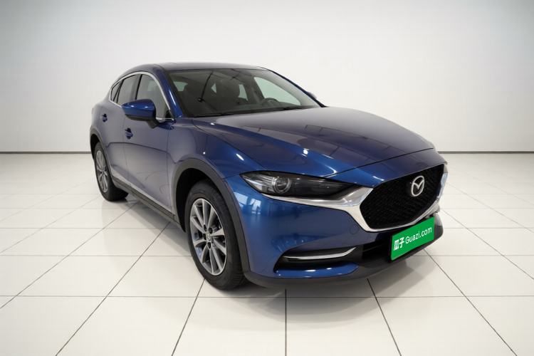 Used Mazda CX-4 2020 2.0L Automatic Two-Wheel Drive Blue Sky Dynamic Edition Front Right 45 Deg