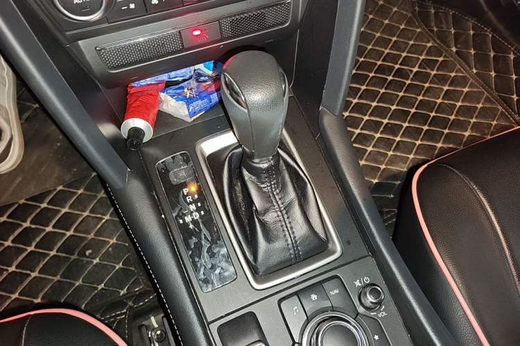 Used Mazda CX-4 2020 2.0L Automatic Two-Wheel Drive Blue Sky Exploration Edition Gear Lever