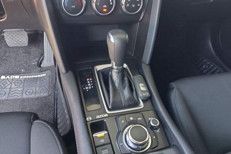 Used Mazda CX-4 2020 2.0L Automatic Two-Wheel Drive Blue Sky Dynamic Edition Gear Lever