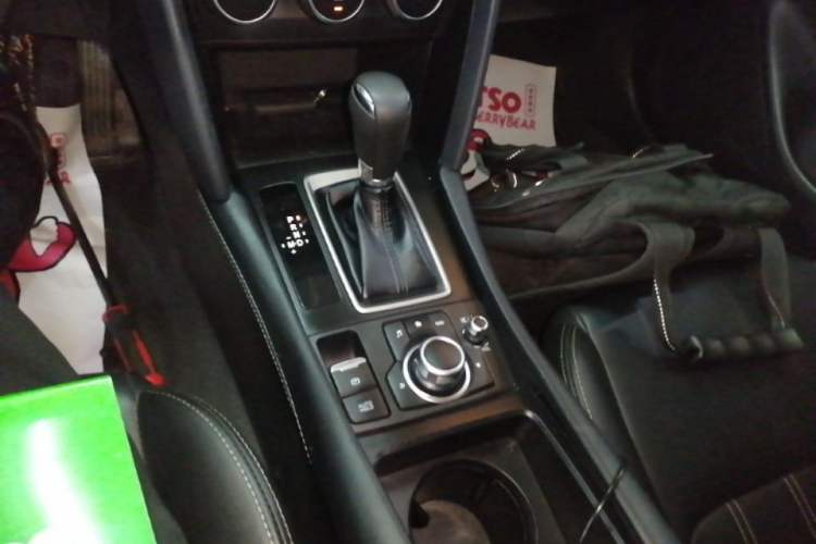 Used Mazda CX-4 2020 2.0L Automatic Two-Wheel Drive Blue Sky Dynamic Edition Gear Lever