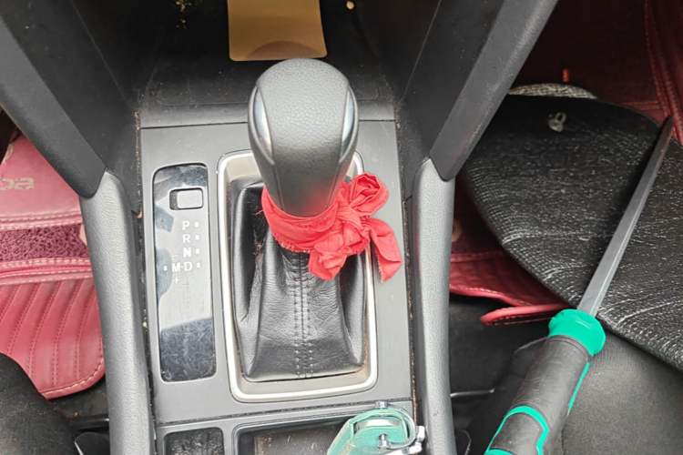 Used Mazda CX-4 2020 2.0L Automatic Two-Wheel Drive Blue Sky Dynamic Edition Gear Lever