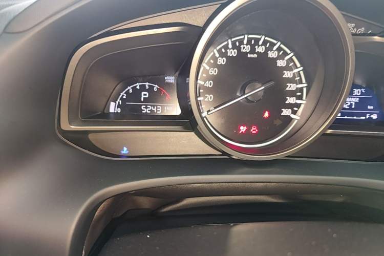 Used Mazda CX-4 2020 2.0L Automatic Two-Wheel Drive Blue Sky Youth Edition Instrument Cluster
