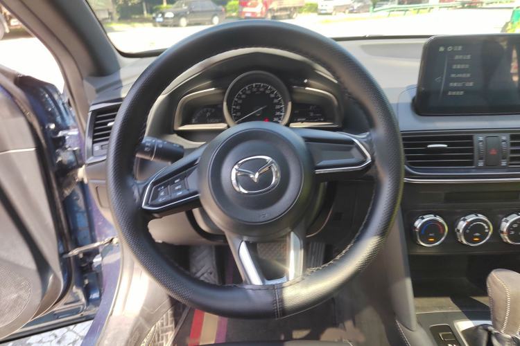 Used Mazda CX-4 2020 2.0L Automatic Two-Wheel Drive Blue Sky Dynamic Edition Interior 6