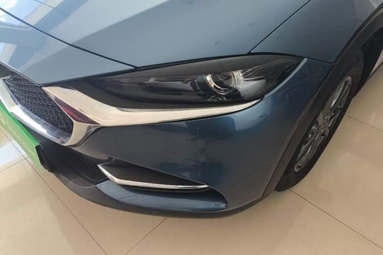 Used Mazda CX-4 2020 2.0L Automatic Two-Wheel Drive Blue Sky Dynamic Edition Left Front Headlight