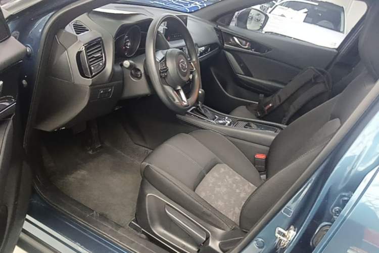 Used Mazda CX-4 2020 2.0L Automatic Two-Wheel Drive Blue Sky Exploration Edition Left Front Seat