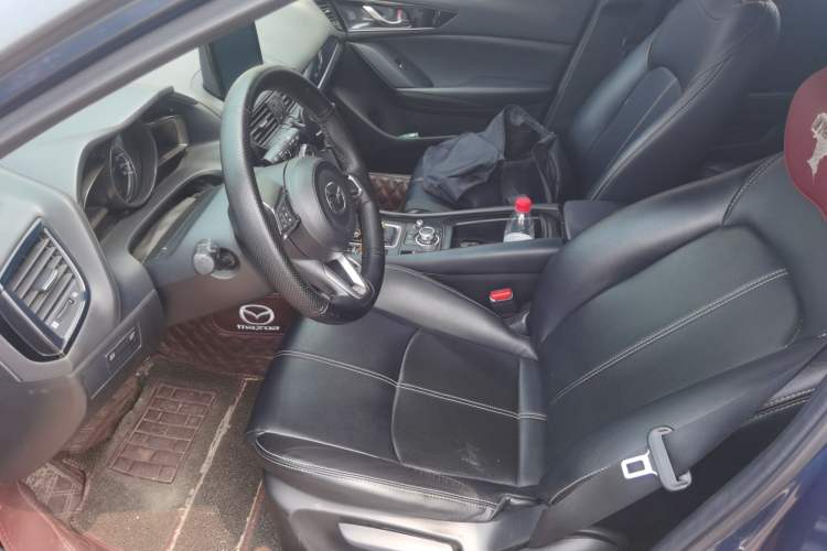 Used Mazda CX-4 2020 2.0L Automatic Two-Wheel Drive Blue Sky Dynamic Edition Left Front Seat