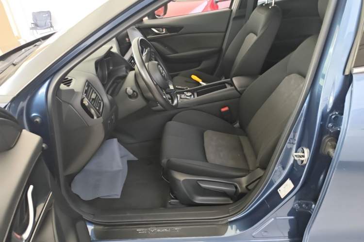 Used Mazda CX-4 2020 2.0L Automatic Two-Wheel Drive Blue Sky Exploration Edition Left Front Seat