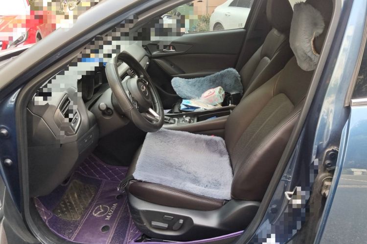 Used Mazda CX-4 2020 2.0L Automatic Two-Wheel Drive Blue Sky Luxury Edition Left Front Seat
