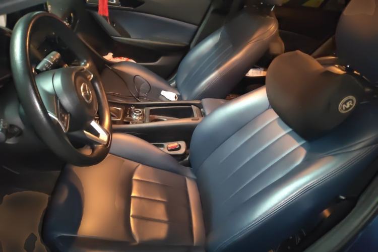 Used Mazda CX-4 2020 2.0L Automatic Two-Wheel Drive Blue Sky Dynamic Edition Left Front Seat
