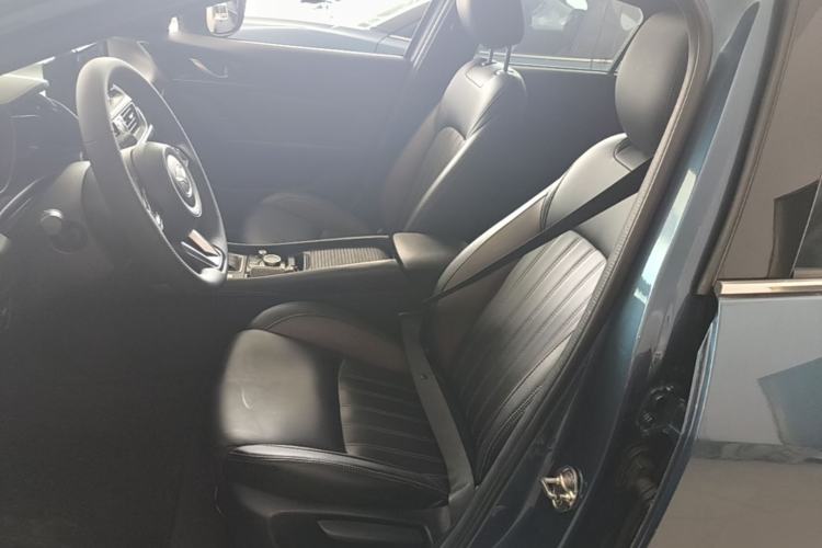 Used Mazda CX-4 2020 2.0L Automatic Two-Wheel Drive Blue Sky Dynamic Edition Left Front Seat