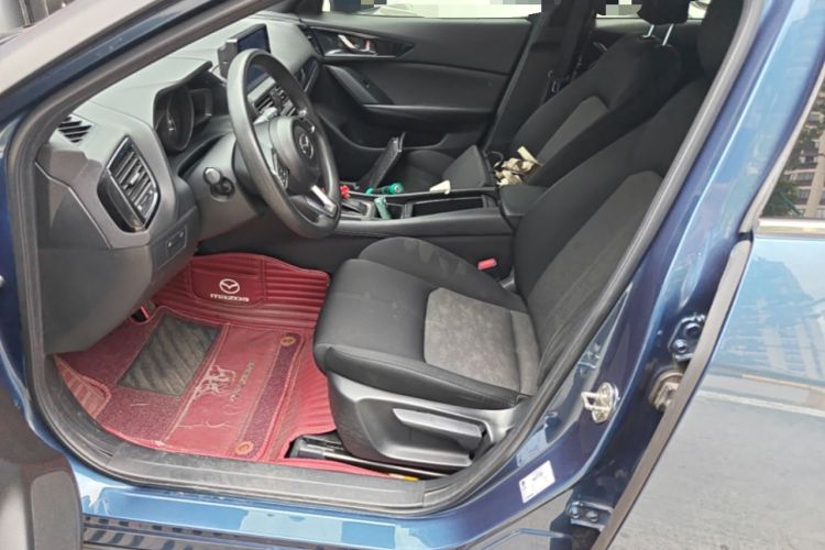 Used Mazda CX-4 2020 2.0L Automatic Two-Wheel Drive Blue Sky Dynamic Edition Left Front Seat