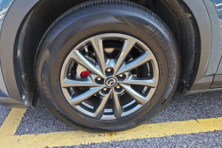 Used Mazda CX-4 2020 2.0L Automatic Two-Wheel Drive Blue Sky Dynamic Edition Left Front Wheel Hub