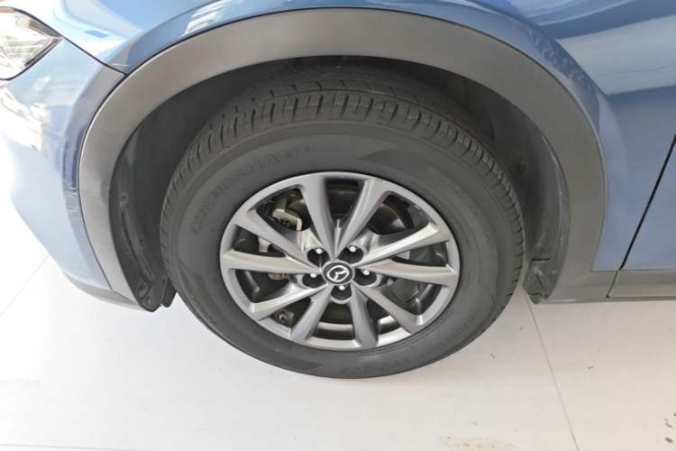 Used Mazda CX-4 2020 2.0L Automatic Two-Wheel Drive Blue Sky Exploration Edition Left Front Wheel Hub
