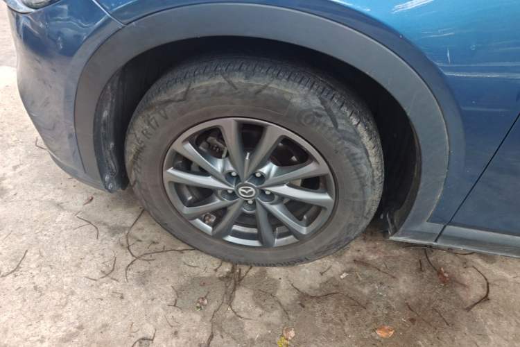 Used Mazda CX-4 2020 2.0L Automatic Two-Wheel Drive Blue Sky Dynamic Edition Left Front Wheel Hub