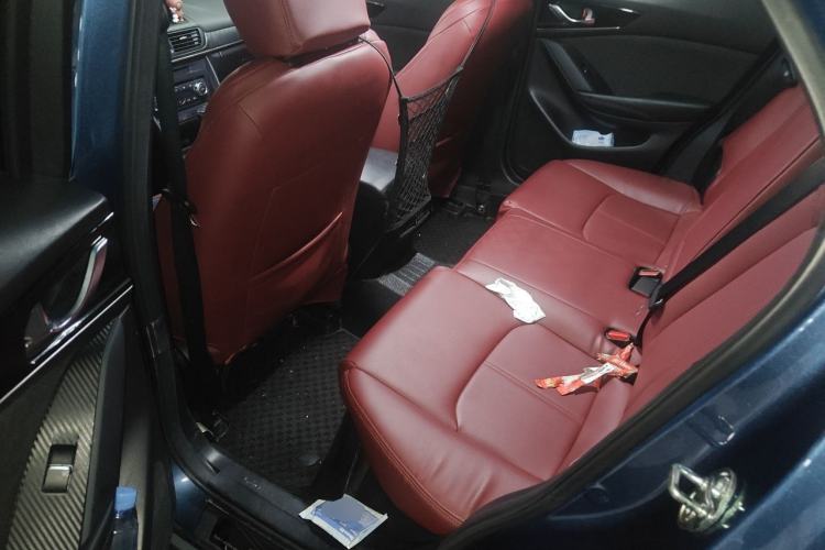 Used Mazda CX-4 2020 2.0L Automatic Two-Wheel Drive Blue Sky Exploration Edition Left Rear Seat