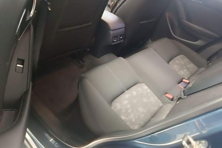 Used Mazda CX-4 2020 2.0L Automatic Two-Wheel Drive Blue Sky Exploration Edition Left Rear Seat