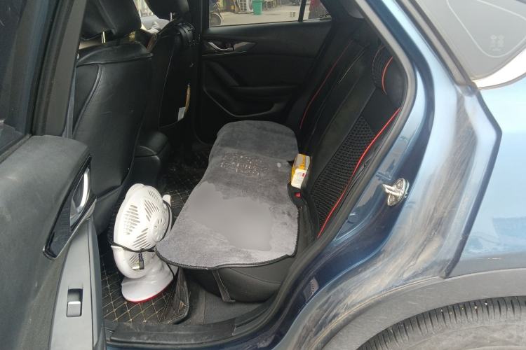 Used Mazda CX-4 2020 2.0L Automatic Two-Wheel Drive Blue Sky Dynamic Edition Left Rear Seat