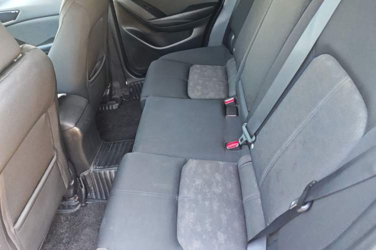 Used Mazda CX-4 2020 2.0L Automatic Two-Wheel Drive Blue Sky Dynamic Edition Left Rear Seat