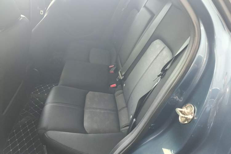 Used Mazda CX-4 2020 2.0L Automatic Two-Wheel Drive Blue Sky Dynamic Edition Left Rear Seat