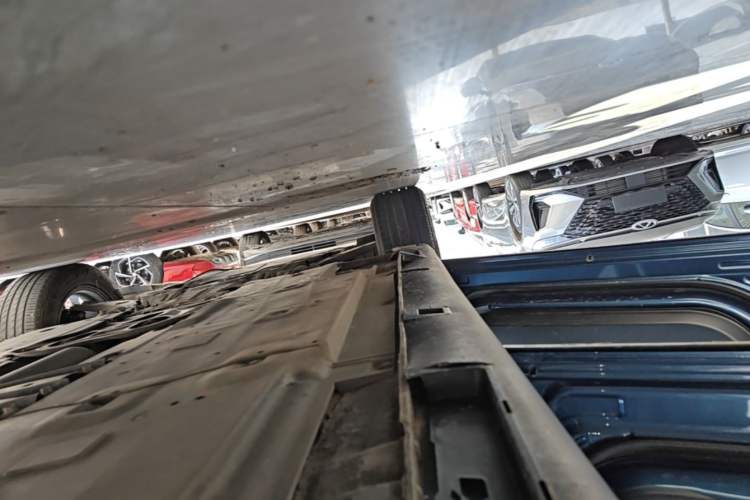 Used Mazda CX-4 2020 2.0L Automatic Two-Wheel Drive Blue Sky Luxury Edition Left Side Sill