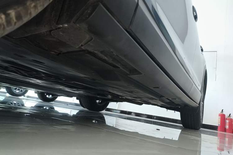 Used Mazda CX-4 2020 2.0L Automatic Two-Wheel Drive Blue Sky Dynamic Edition Left Side Sill