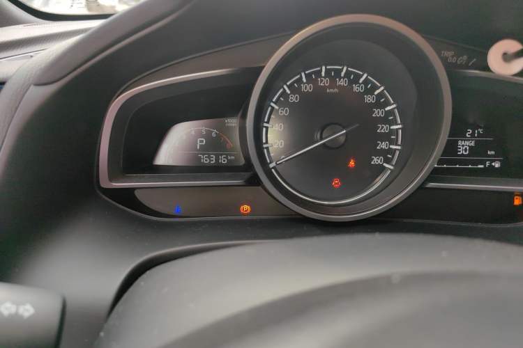 Used Mazda CX-4 2020 2.0L Automatic Two-Wheel Drive Blue Sky Exploration Edition Odometer Close Up