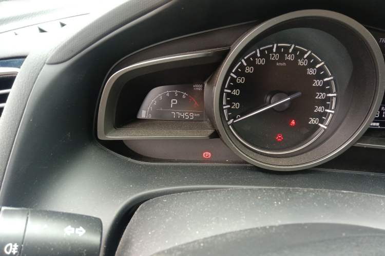 Used Mazda CX-4 2020 2.0L Automatic Two-Wheel Drive Blue Sky Dynamic Edition Odometer Close Up