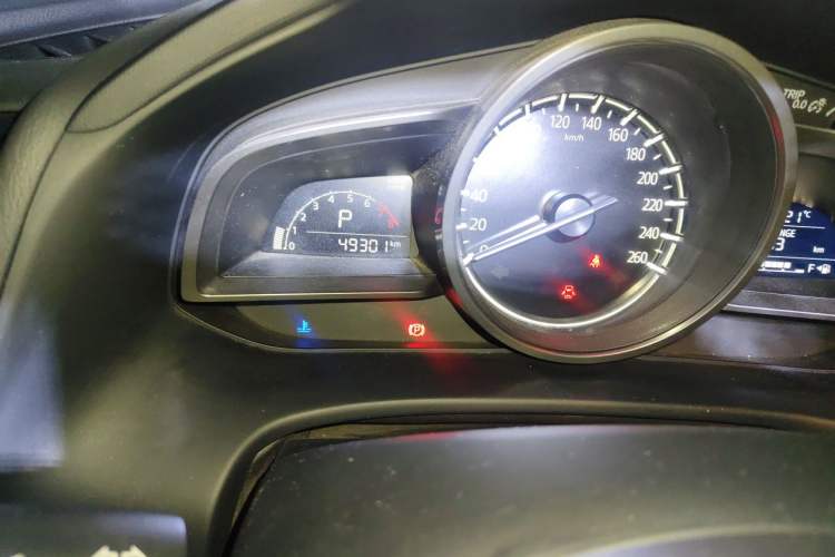 Used Mazda CX-4 2020 2.0L Automatic Two-Wheel Drive Blue Sky Dynamic Edition Odometer Close Up
