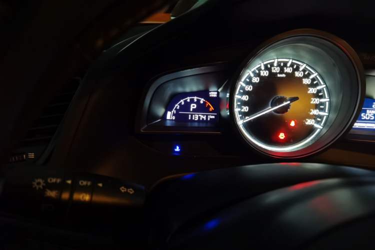 Used Mazda CX-4 2020 2.0L Automatic Two-Wheel Drive Blue Sky Dynamic Edition Odometer Close Up