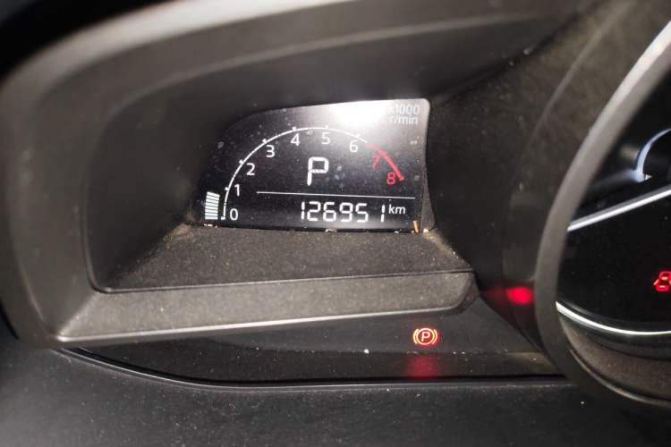 Used Mazda CX-4 2020 2.0L Automatic Two-Wheel Drive Blue Sky Dynamic Edition Odometer Close Up