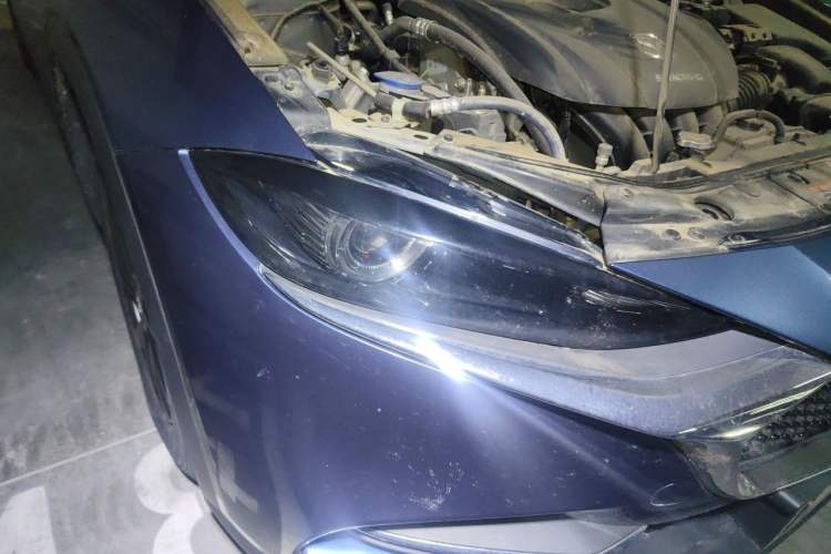Used Mazda CX-4 2020 2.0L Automatic Two-Wheel Drive Blue Sky Dynamic Edition Right Front Headlight