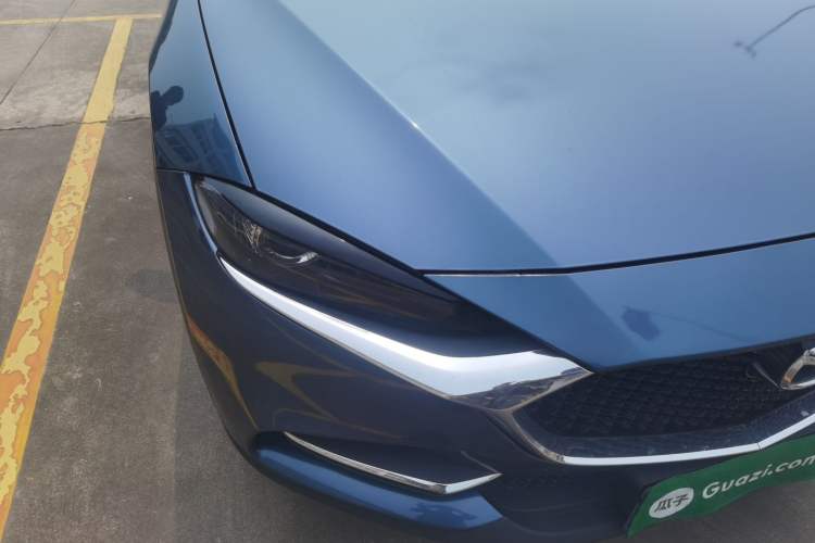 Used Mazda CX-4 2020 2.0L Automatic Two-Wheel Drive Blue Sky Dynamic Edition Right Front Headlight