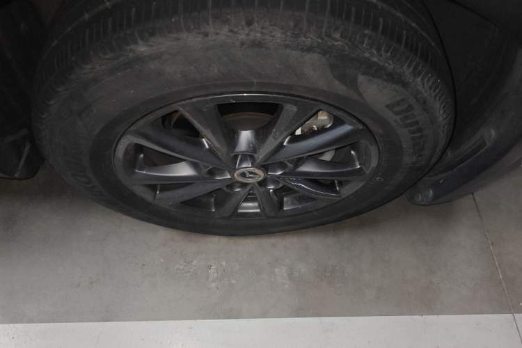 Used Mazda CX-4 2020 2.0L Automatic Two-Wheel Drive Blue Sky Exploration Edition Right Front Wheel Hub