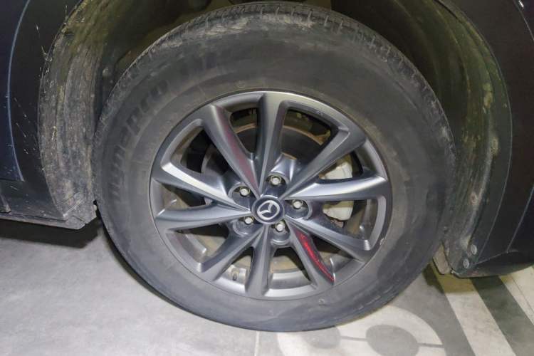 Used Mazda CX-4 2020 2.0L Automatic Two-Wheel Drive Blue Sky Dynamic Edition Right Front Wheel Hub